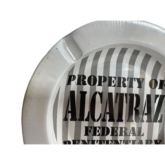 Alcatraz Ashtray Halloween Property Of Federal Penitentiary Death Row Souvenir - Picture 4 of 4